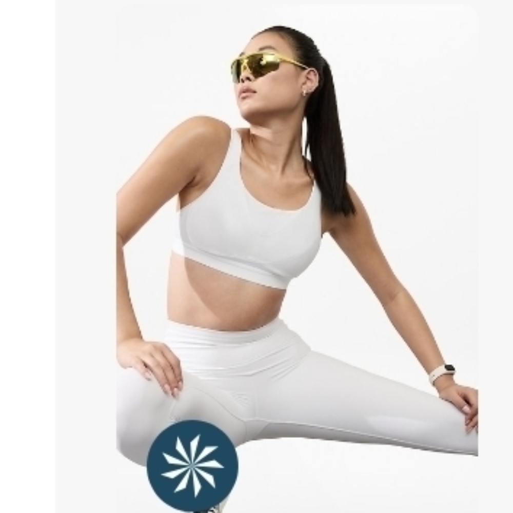 Athleta Transcend Top Medium And Invincible Sports Bra 36dd